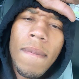 Meet your Posher, Derrick